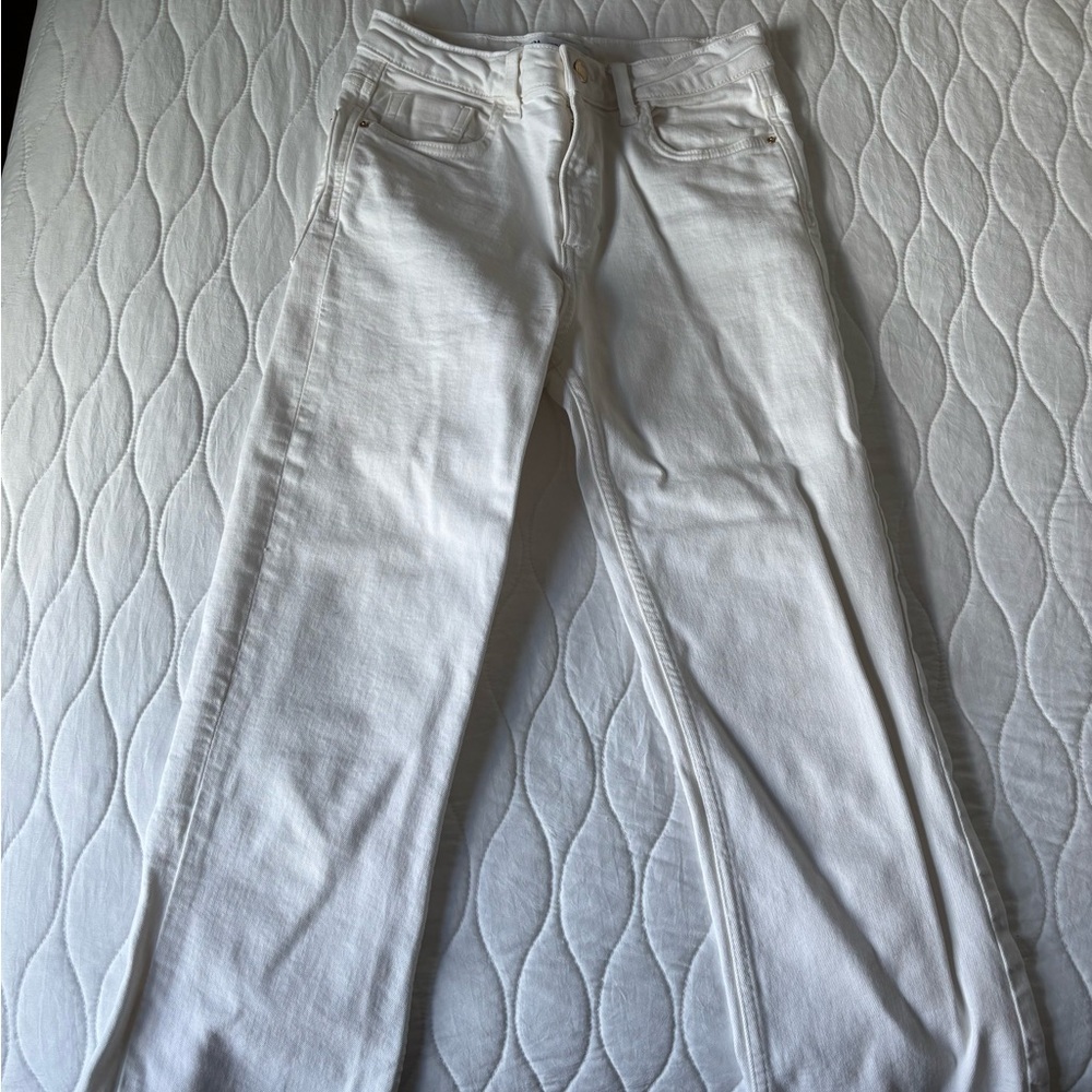 Zara Women's Cream Straight Leg Jeans